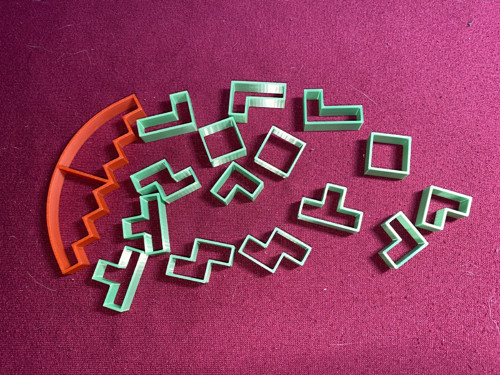 Hra - balanční houpačka/tetris (celý set)