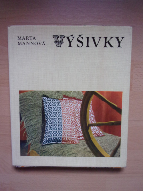 Kniha Výšivky 1973