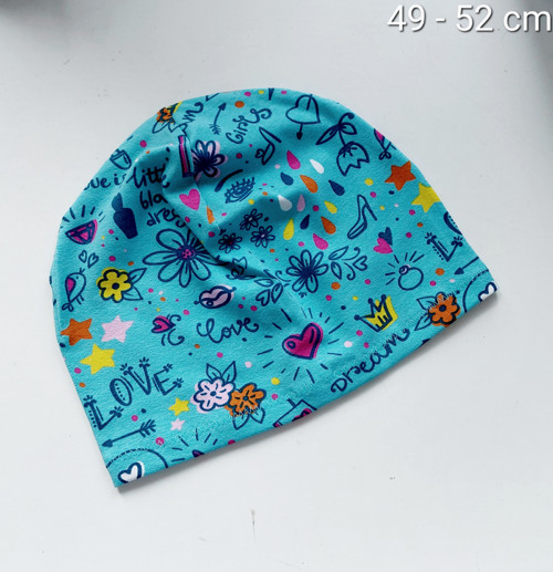 Květovaná čepička 49 - 52 cm