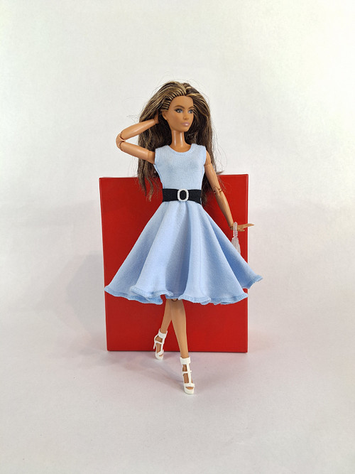 Elegantní letní šaty pro panenku Barbie č-7
