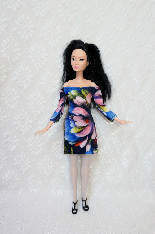 Barbie - šaty s rukávy
