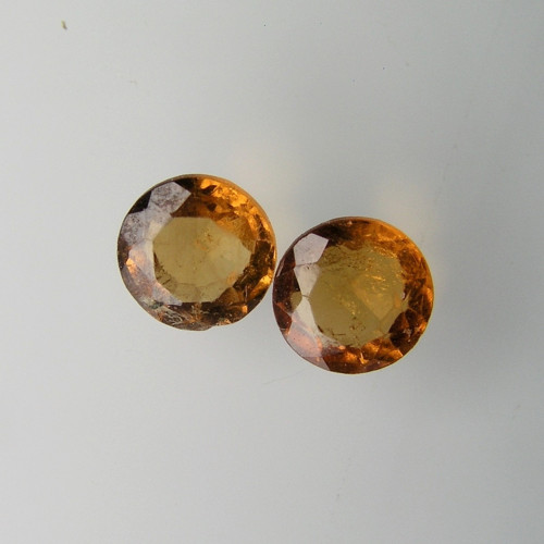 Broušené granáty Hessonity, 1,15ct./Pár, cca.5x5mm