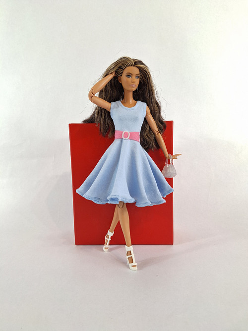 Elegantní letní šaty pro panenku Barbie č-9