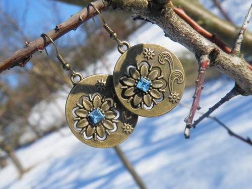 Náušnice kytičky s kamínkem Swarovski