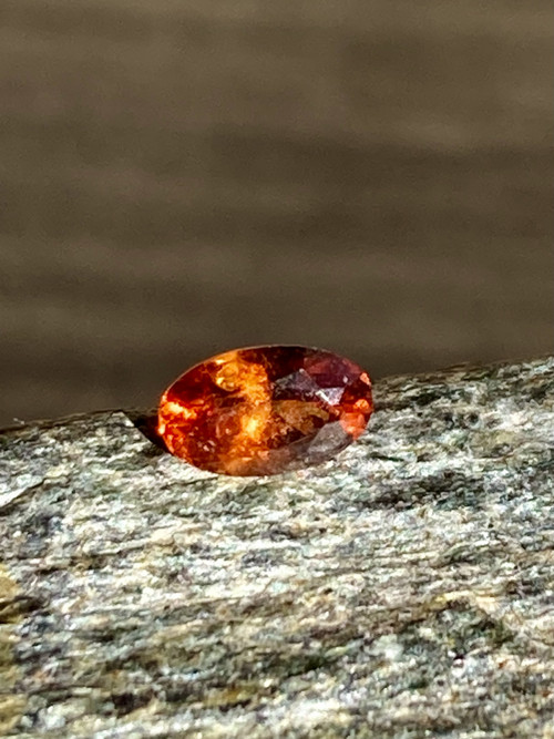 HESSONIT- šperkový drahokam, 0,25 Ct. Tanzánie