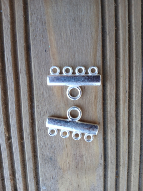Bižuterní ramínko 24x5x3 mm, barva stříbrná