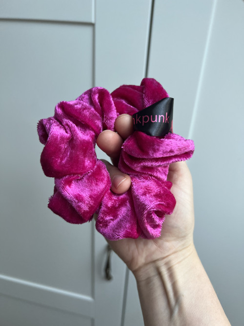 Pinkpunk scrunchie - pink samet — foto 1