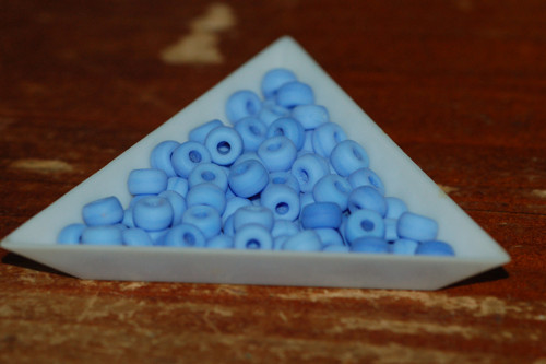 Větší rokajl modrý 6 x 3,5 mm
