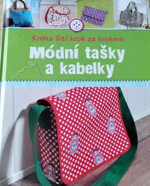 Kniha šití krok za krokem.