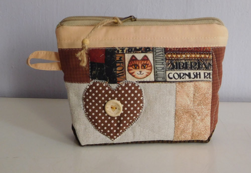 Hravý patchwork - taštička