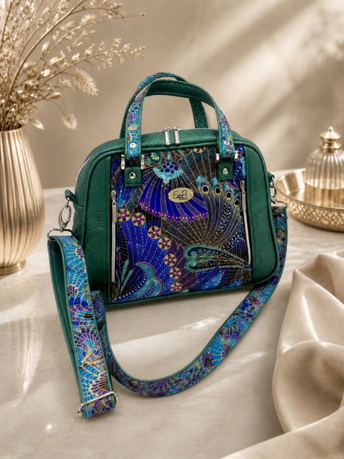 Luméra - Elegantní smaragdová kabelka — foto 1