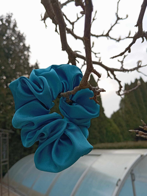 Scrunchie gumička tyrkys