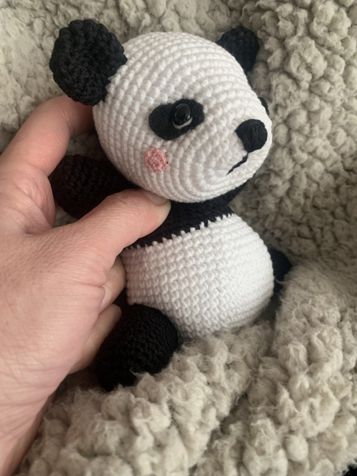 Panda Vanda, maličká háčkovaná pandička