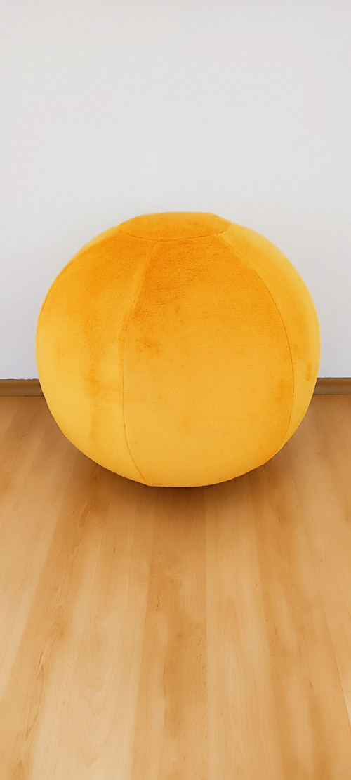 Povlak na míč - pomeranč . Průměr 55cm.