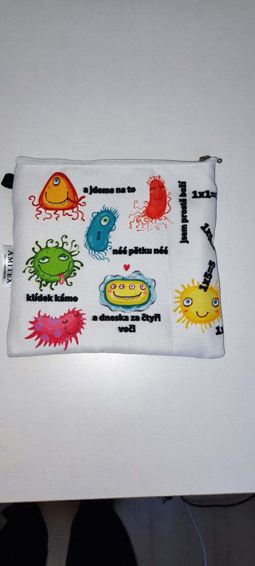 Kosmetická taštička - bláznivý motiv .