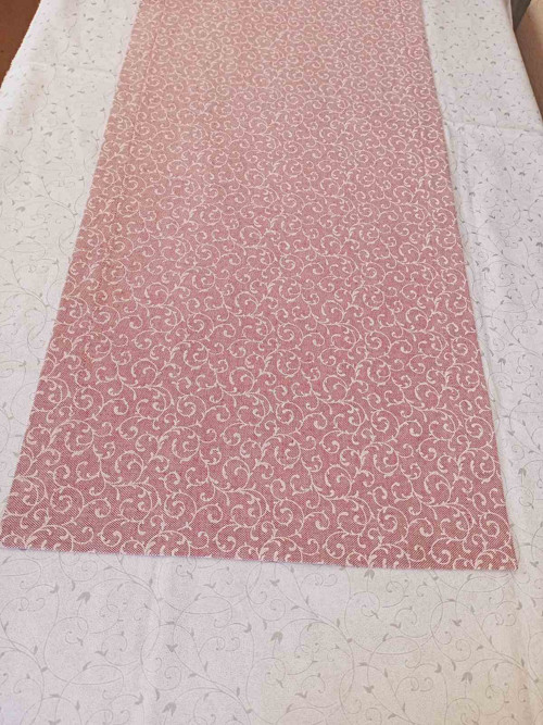 Ubrus Secese III., 132 cm x 37 cm