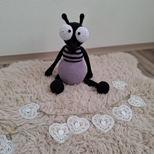 Háčkovaná moucha Marcelka — foto 1