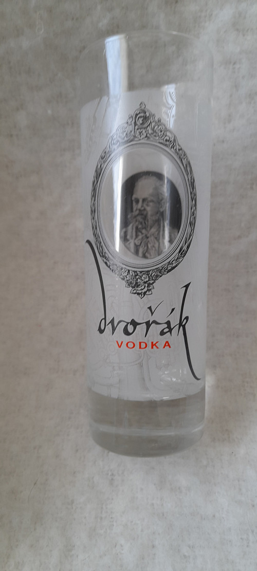 Sklenice s průhledem