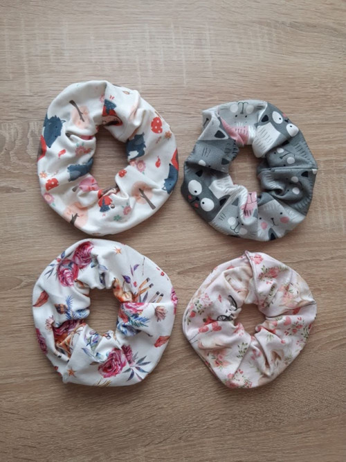 Bavlněná scrunchie gumička do vlasů