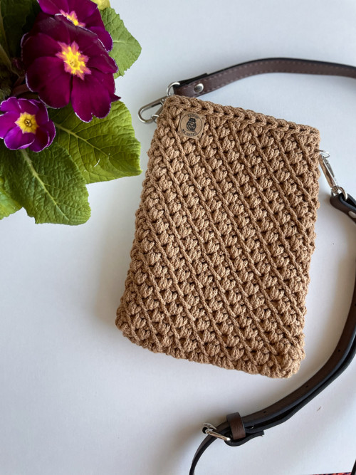 Háčkovaná mini kabelka ARIA - karamelová