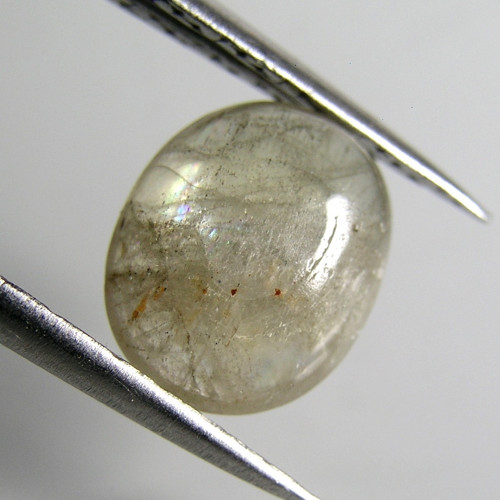 Diaspor-Zultanit, kočičí oko, 1,99 ct., 9,5x8,2 mm