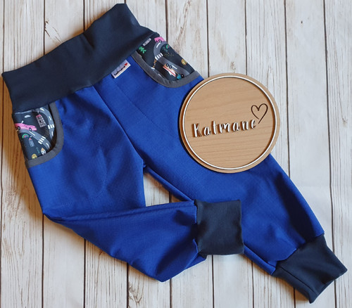 Jarní/podzimní softshell kalhoty modrá/auta