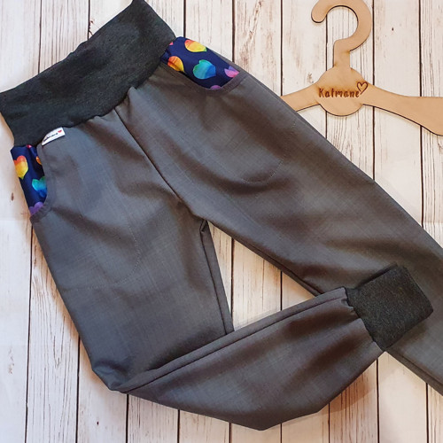 Jarní/podzimní softshell kalhoty šedá/srdíčka