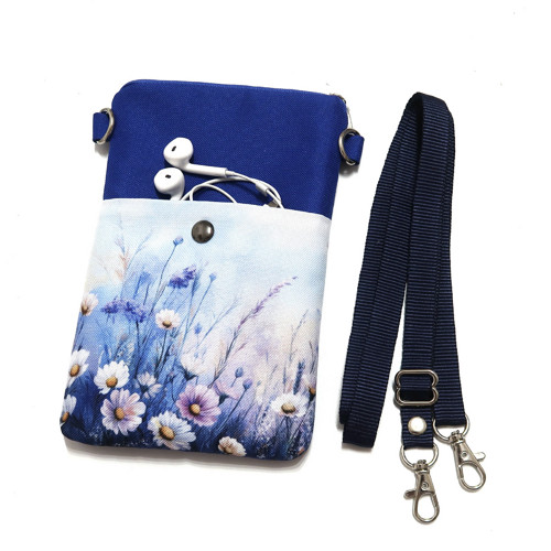 KVÍTÍ V BLANKYTU - taštička crossbody na mobil