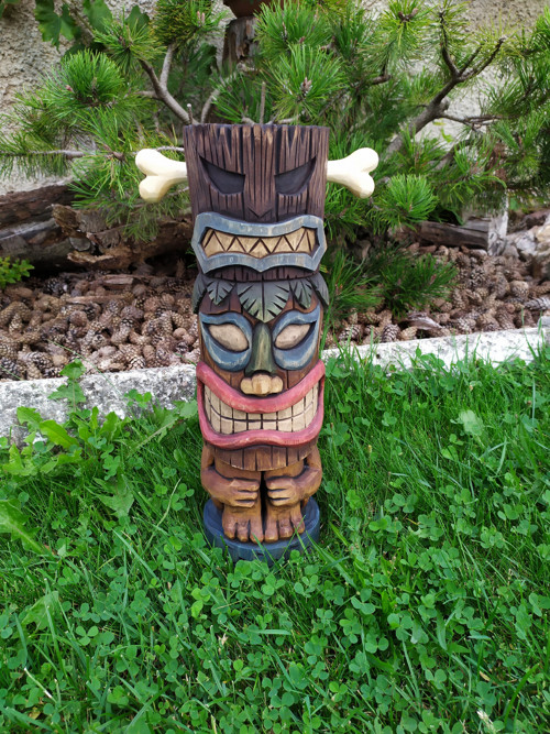 Dřevěný totem