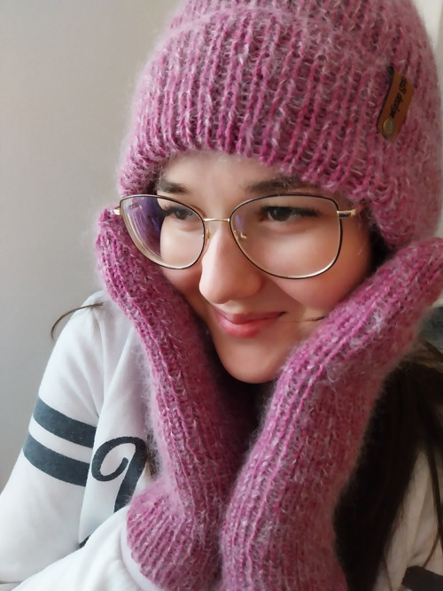 Set čepice a rukavice