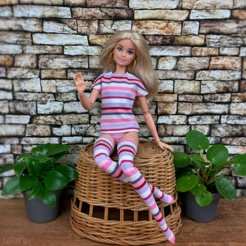 Nadkolenky pro Barbie - proužky s růžovou