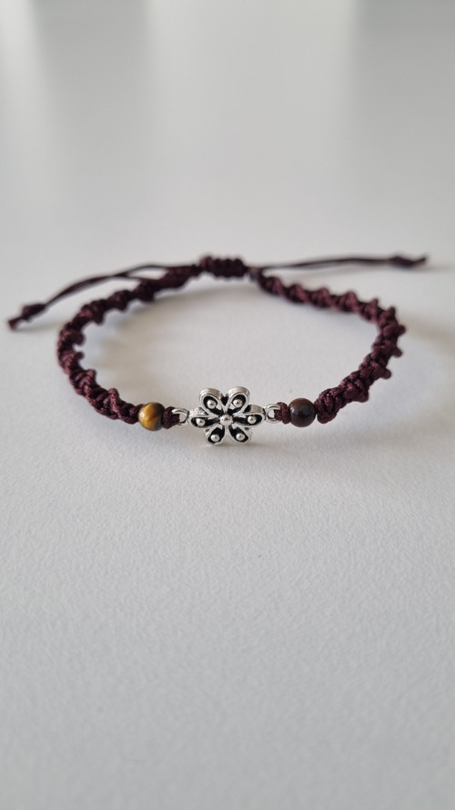 Shamballa náramek s kytičkou a tygřím okem