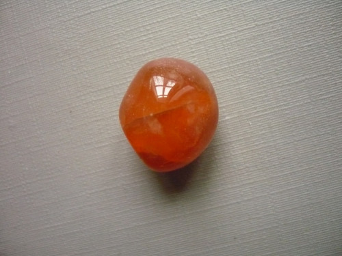 Troml. kámen – karneol 18 mm, č.38f