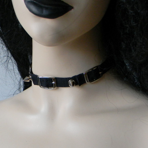 Rockový choker