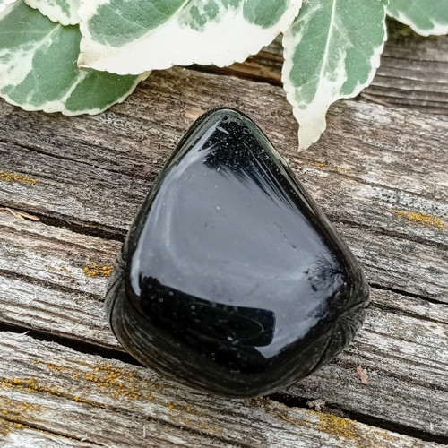 Obsidián černý, tromlovaný č. 13 — foto 1
