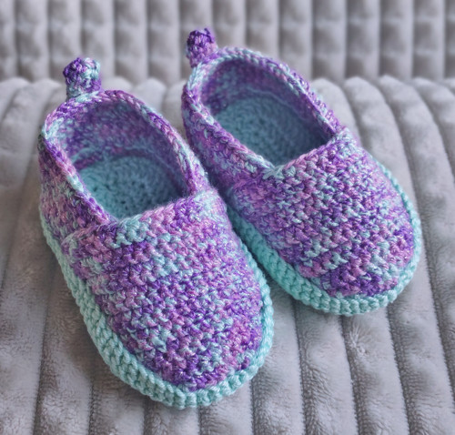 Háčkované botičky / espadrilky "fialka"
