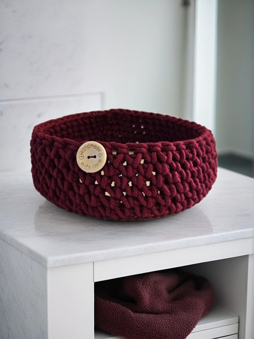 Ručně háčkovaný košík z macramé + dno