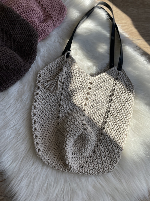 Háčkovaná TulipBag — foto 1