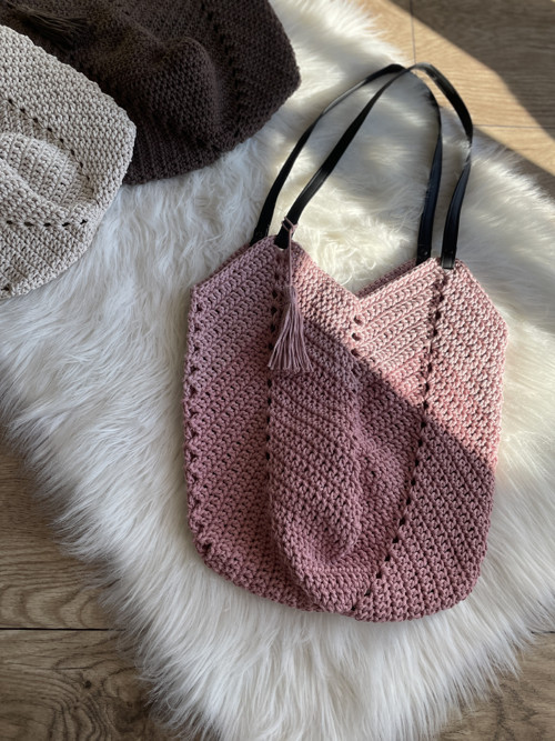 Háčkovaná TulipBag — foto 1