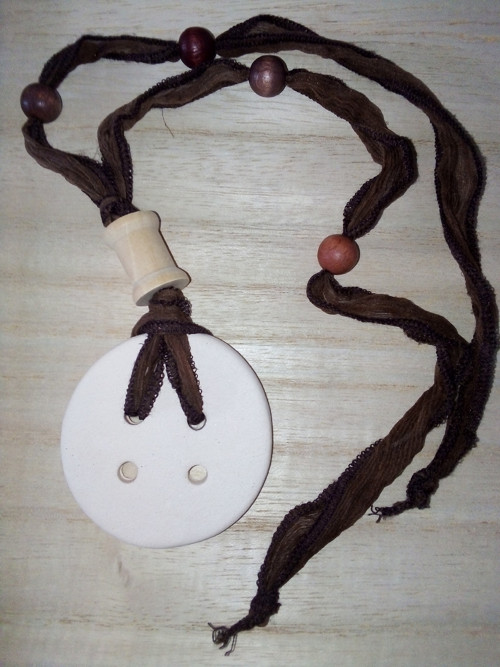 Keramický knoflík náhrdelník - 1 kus