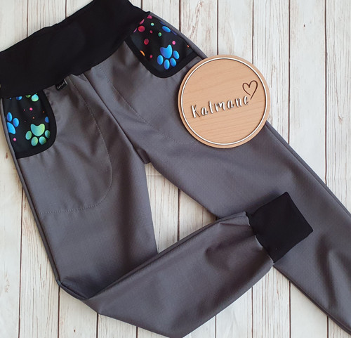 Jarní/podzimní softshell kalhoty šedá/tlapky