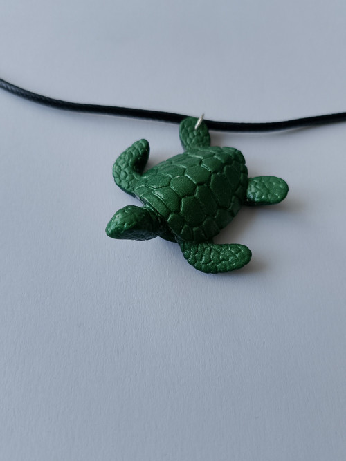 Přívěsek se želvou
