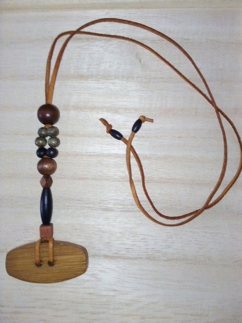 Knoflíkový náhrdelník Minimalismus - 1 kus
