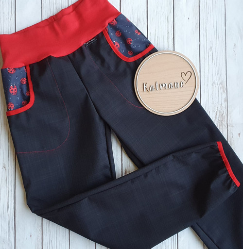 Jarní/podzimní softshell kalhoty černá/berušky — foto 1