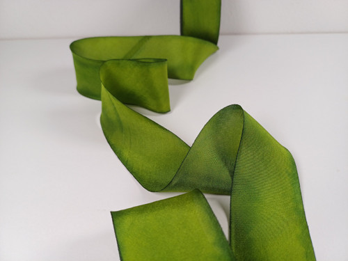 Stuha z jemného hedvábí - Mechová, 4 cm