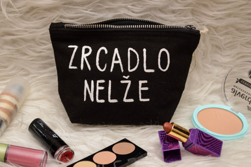 Kosmetická taštička - zrcadlo nelže