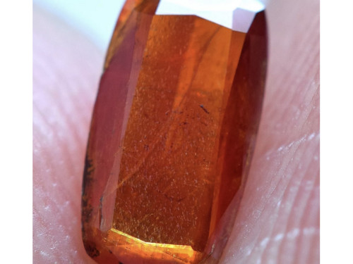 TANTALIT- vzácný šperk.drahokam, 0.60 Ct. AFG