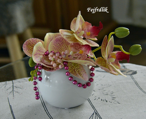Orchidej v kouličce.. — foto 1