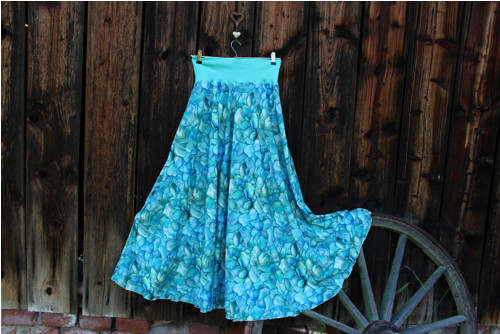 Půlkolová sukně Perleťové oblázky