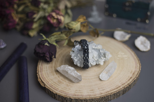 DOSTUPNÝ IHNED Onyx - náramek